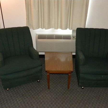 Guest Inn Rogers Habitación foto
