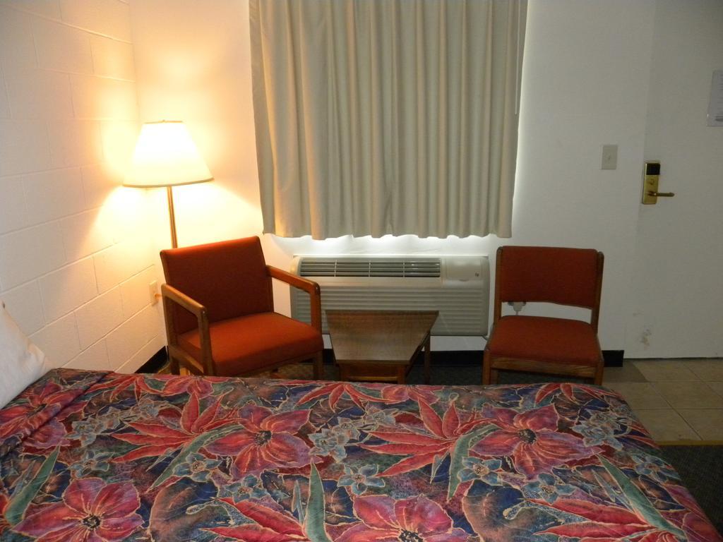 Guest Inn Rogers Exterior foto